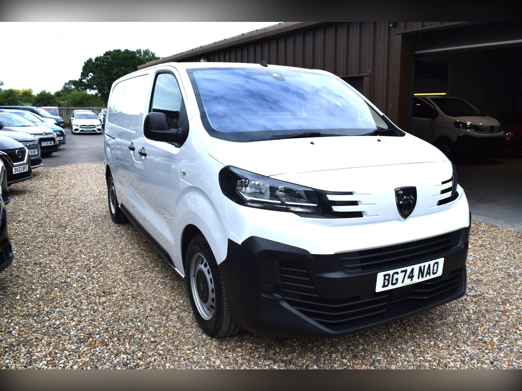 Peugeot E-Expert listing photo